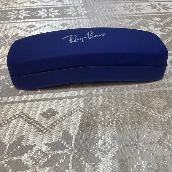Ray-Ban Clamshell Junior Kids Eyeglasses Hard Case - Picture 1 of 10